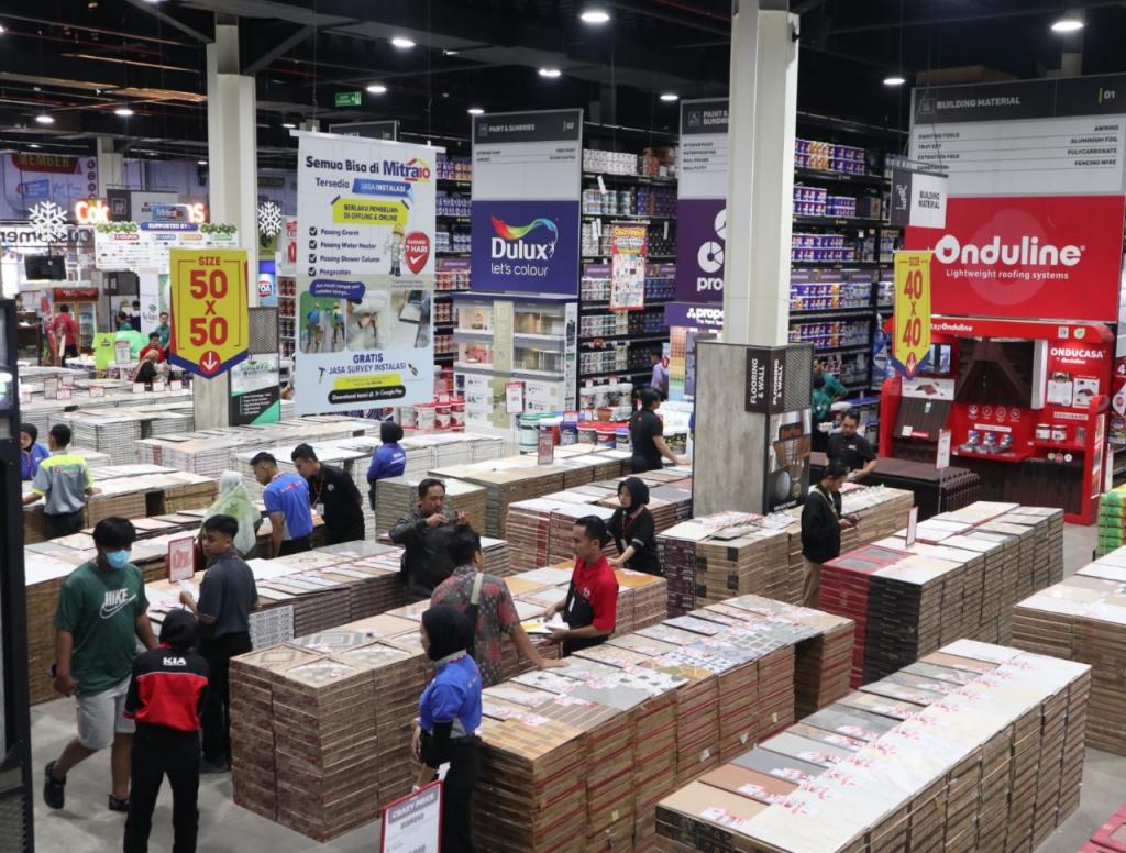 CSAP inaugurated Superstore Mitra10 Tasikmalaya, the 48th branch.